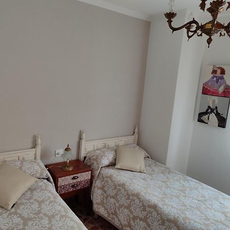Apartamento'S Montino โอโกรเบ ภายนอก รูปภาพ